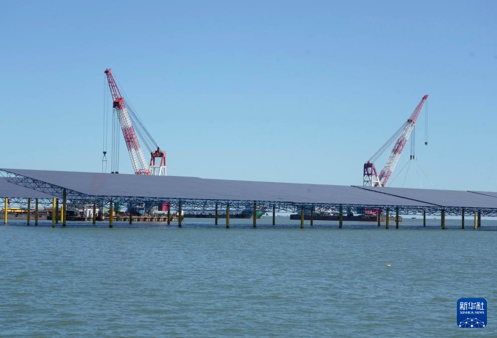 河北昌黎：海上光伏项目建设忙
