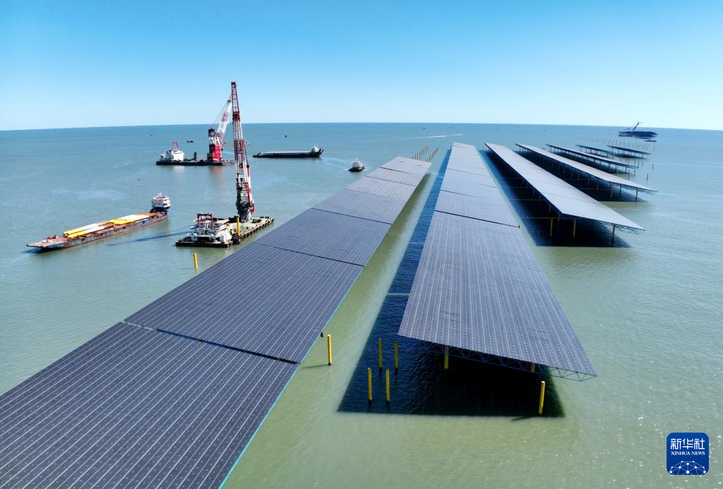 河北昌黎：海上光伏项目建设忙