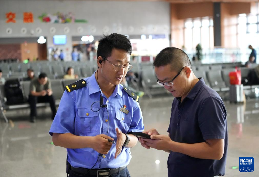 中老铁路开行旅客列车超8万列