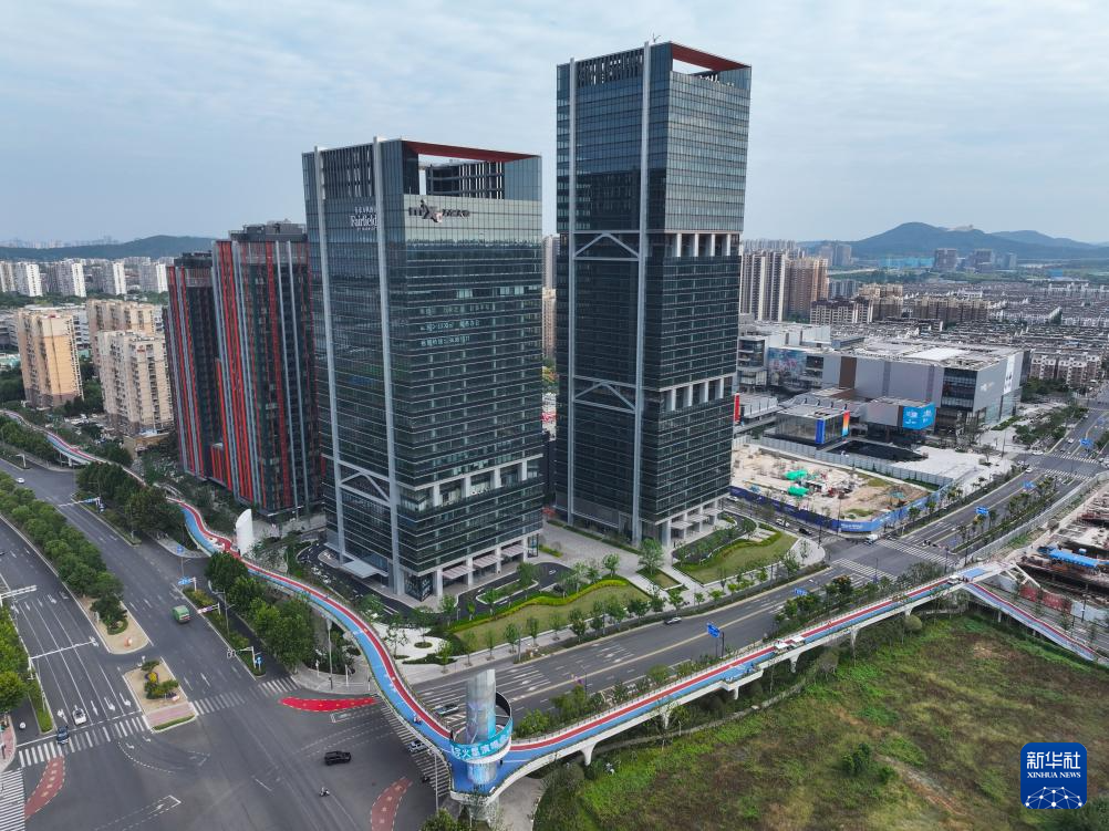 江苏南京：数据线公园——市民家门口的“幸福走廊”