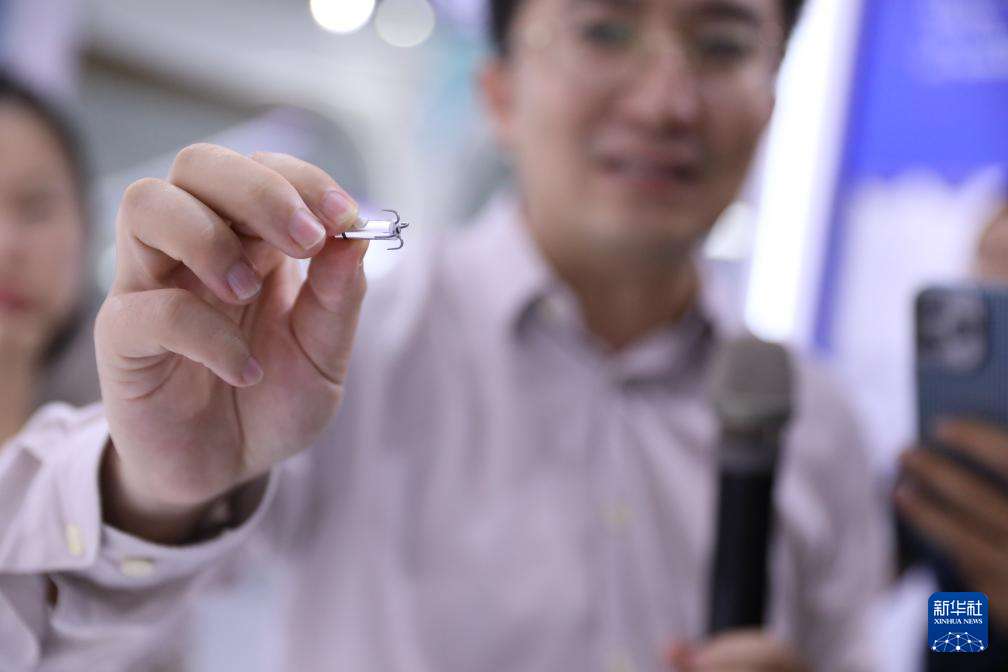 活力中国调研行丨探访海南博鳌“永不落幕”国际创新药械展