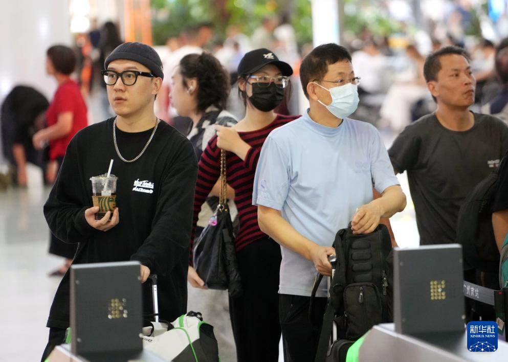 国铁广州局多条线路列车逐步恢复开行