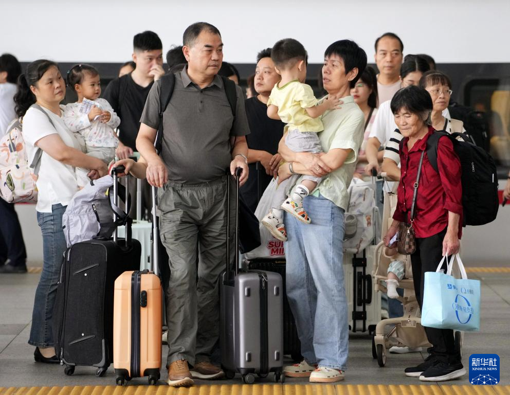 国铁广州局多条线路列车逐步恢复开行