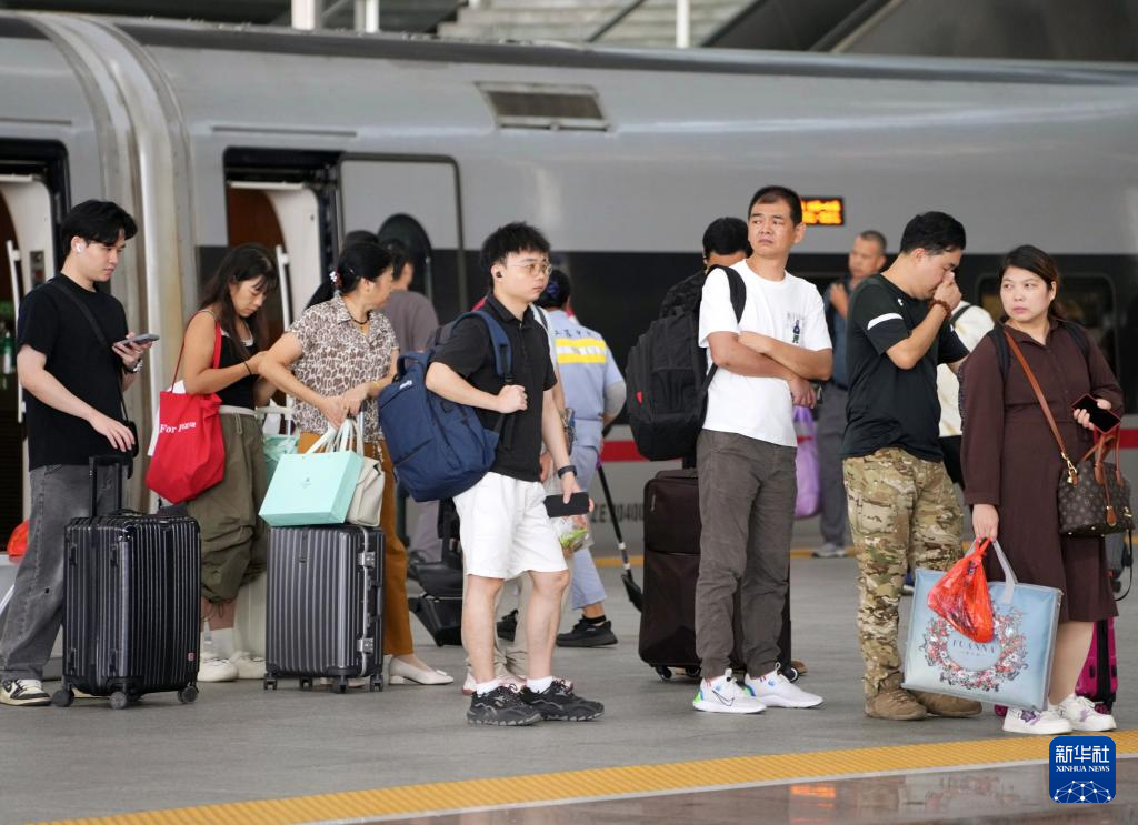 国铁广州局多条线路列车逐步恢复开行