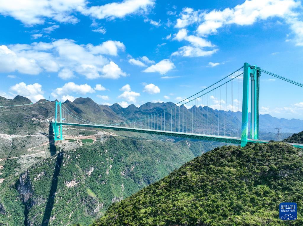 一起来看世界第一高桥的美景