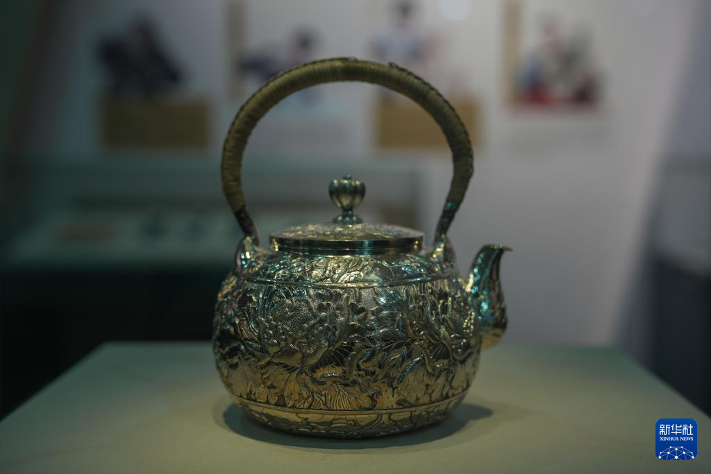 新时代中国调研行之文化中华｜银铜器加工“老手艺”成为乡村振兴“金钥匙”