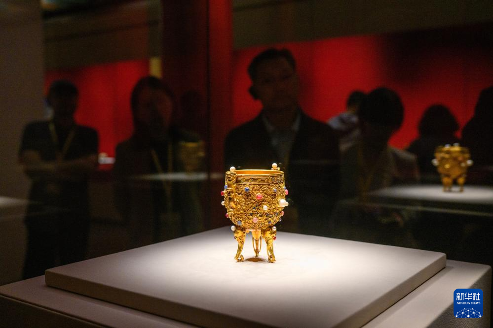 “百年守护——从紫禁城到故宫博物院”展览在故宫开幕