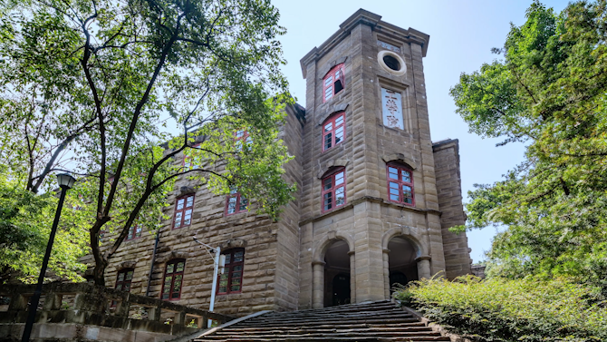 校馆弦歌丨重庆大学“楼与堂”：一场跨越时空的青春回响