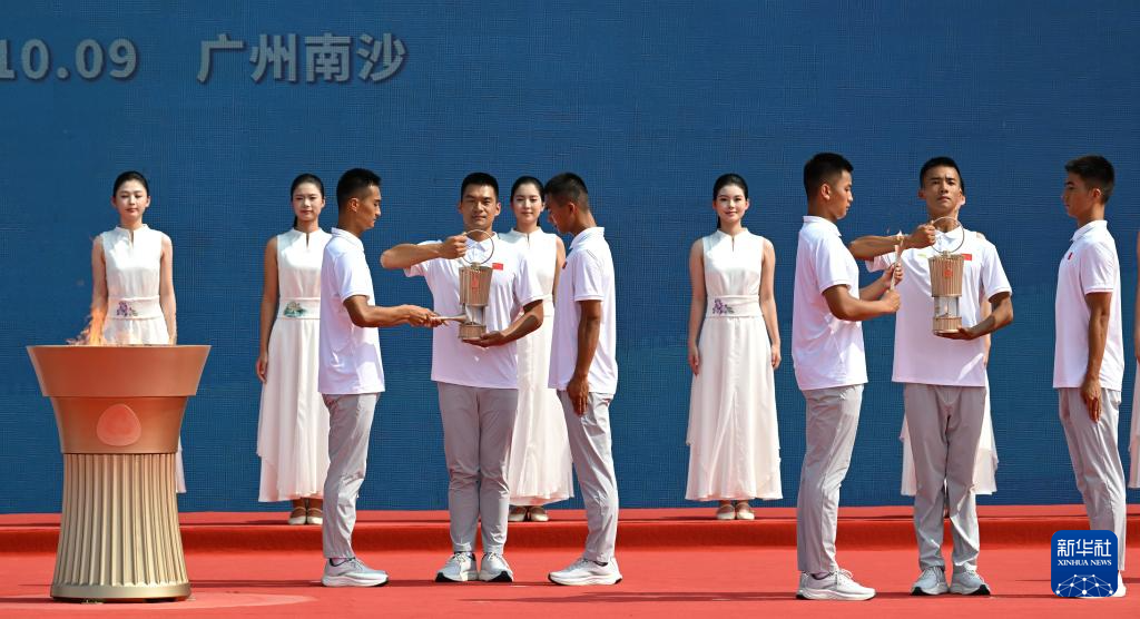 十五运会和残特奥会火种采集仪式举行