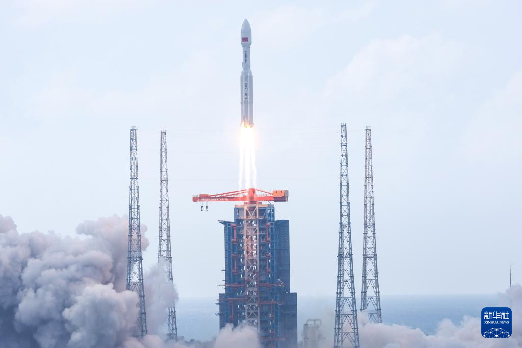 我国成功发射卫星互联网低轨12组卫星