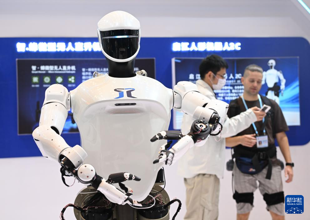 广交会聚焦服务机器人 培育外贸发展新亮点