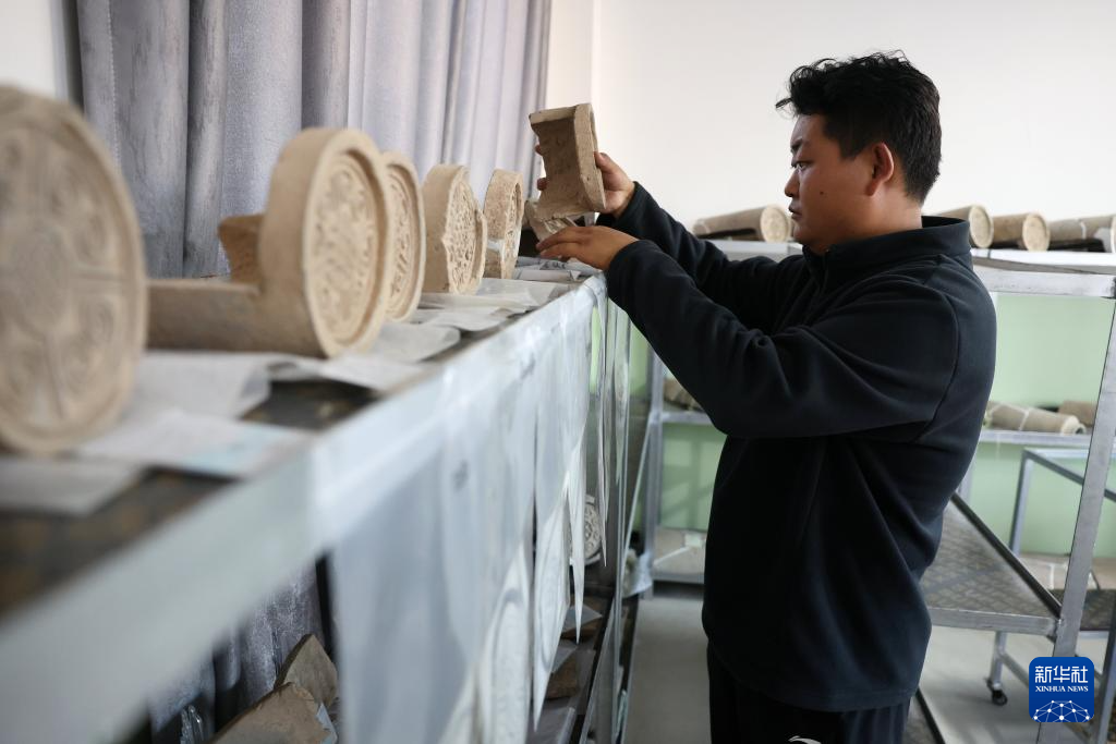 文化中国行丨走进四角坪遗址
