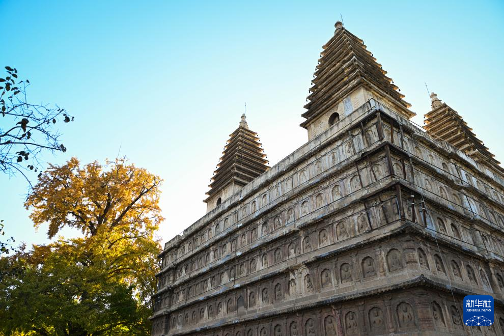 北京:金彩五塔寺