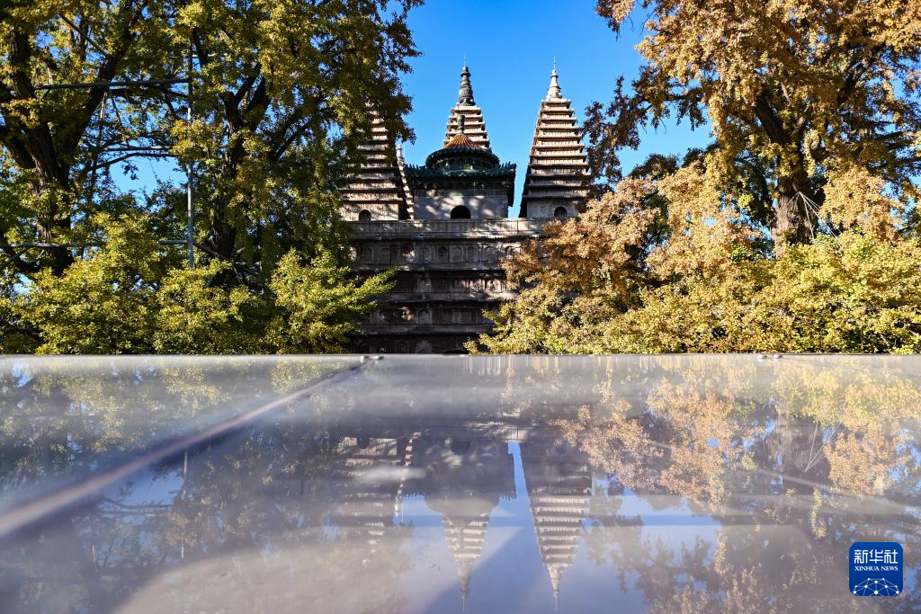北京:金彩五塔寺