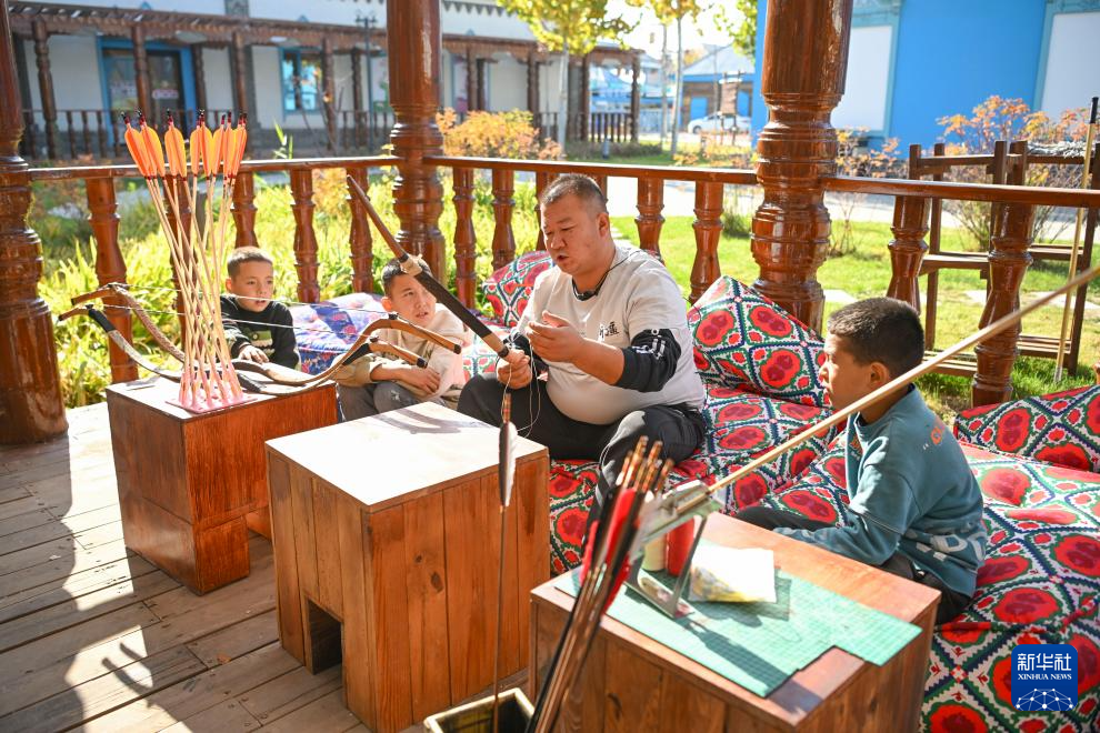 新时代中国调研行之文化中华丨“神箭手”吴俊亮:从冠军靶位到传承舞台