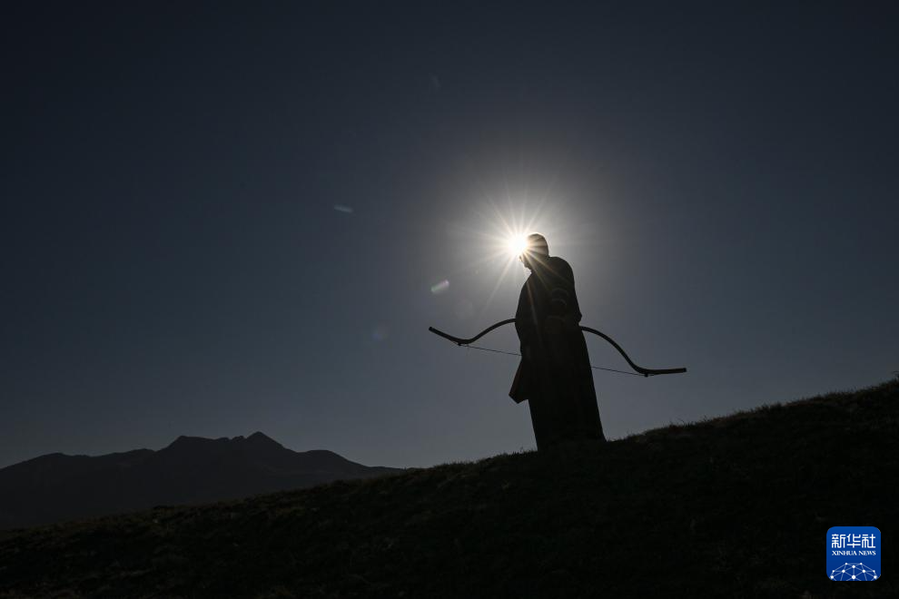 新时代中国调研行之文化中华丨“神箭手”吴俊亮:从冠军靶位到传承舞台