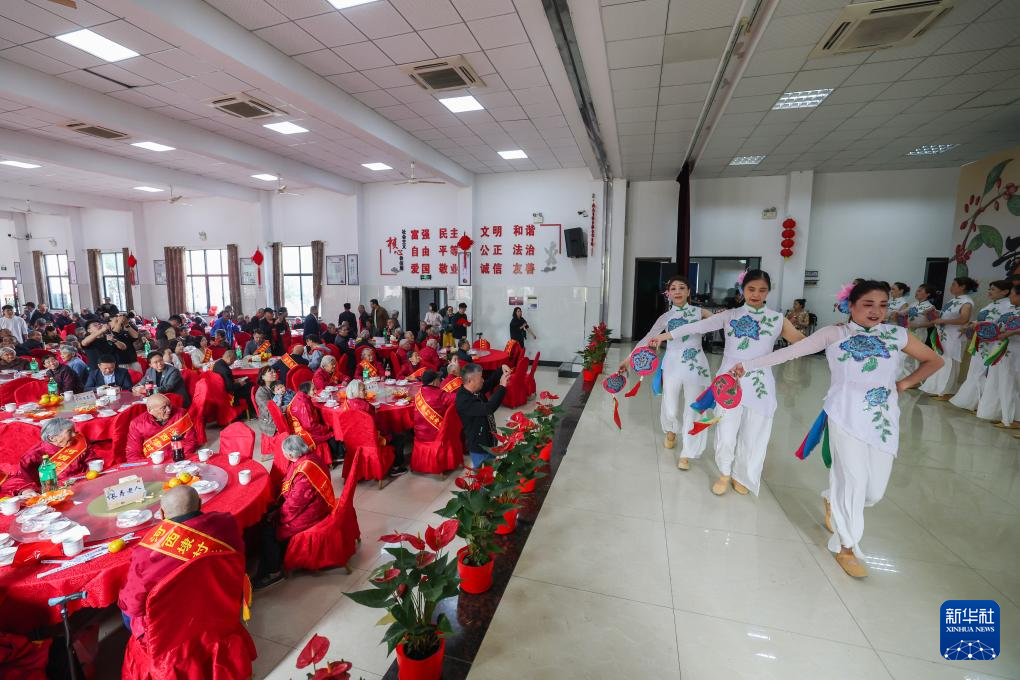 美丽乡村举办重阳孝心节
