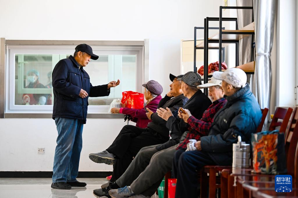 互助食堂里的幸福“食”光