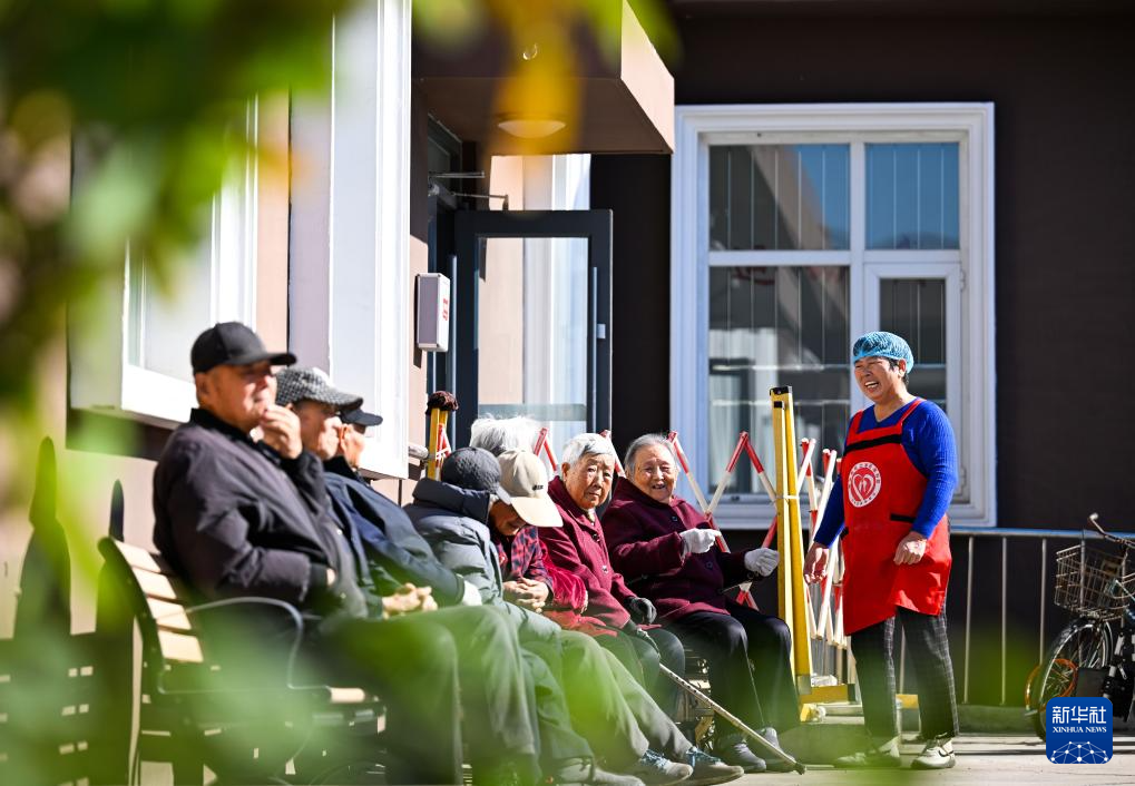 互助食堂里的幸福“食”光