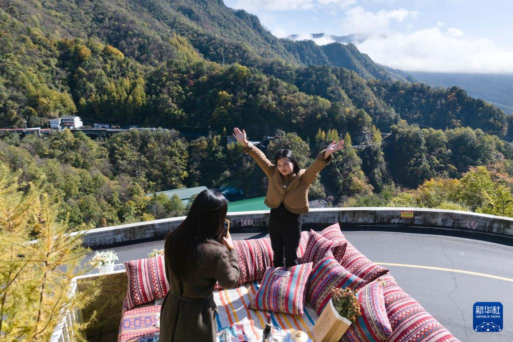 陕西镇坪:用好美丽山水 做精旅游康养