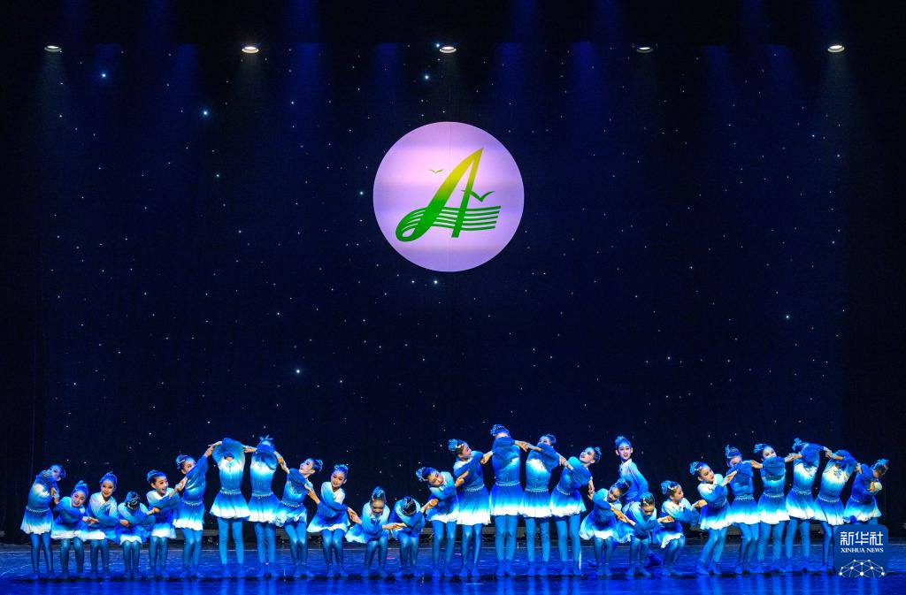 舞韵映芳华 美育绽新篇