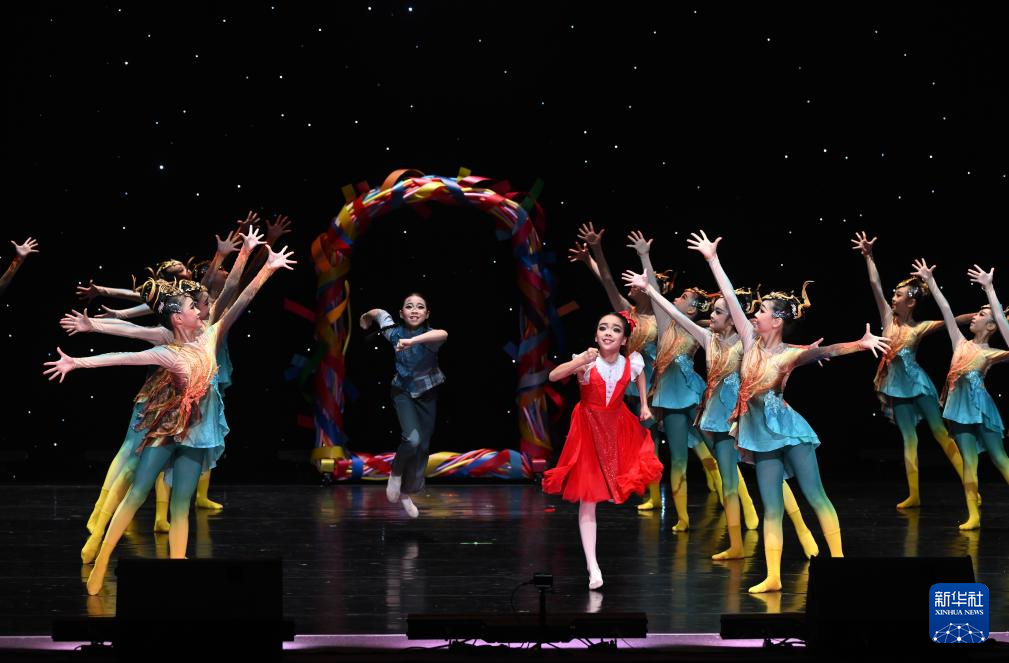 舞韵映芳华 美育绽新篇