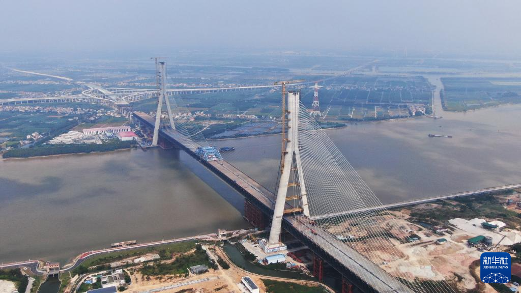 广东中山香山大桥顺利合龙 珠江口再添新地标