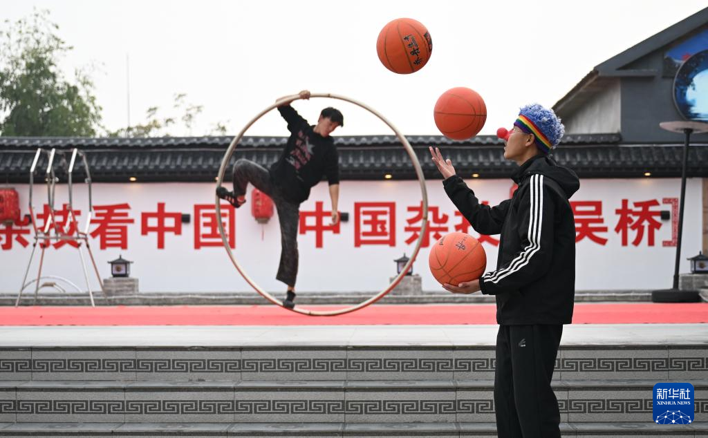 河北沧州：大运河堤顶路铺就美好生活新图景