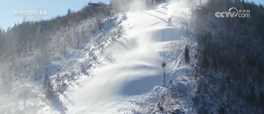 “开板”迎客！一季到四季、小众到大众 冰雪运动边界拓展释放消费新潜力
