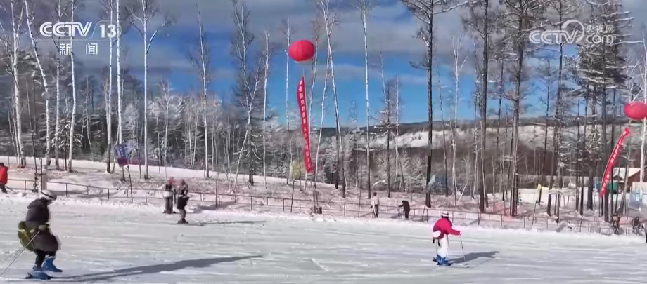 “开板”迎客！一季到四季、小众到大众 冰雪运动边界拓展释放消费新潜力