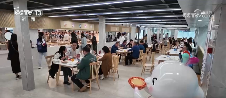 十五运会主新闻中心召开首场新闻发布会 各地记者将感受“细节之处见温暖”