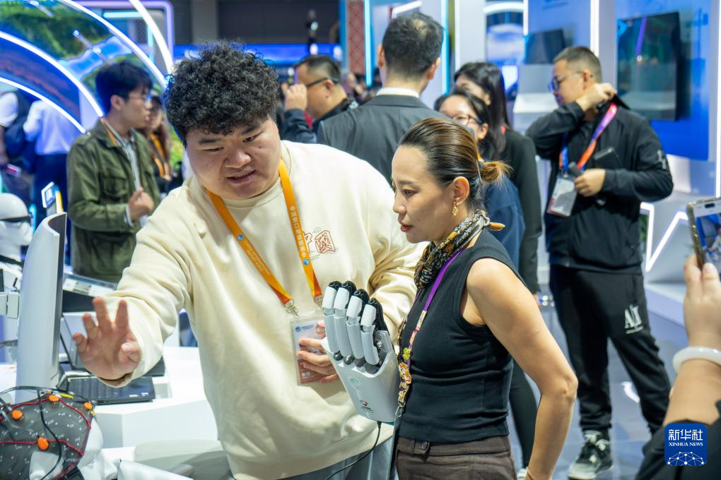 第八届进博会丨中国馆精彩亮相