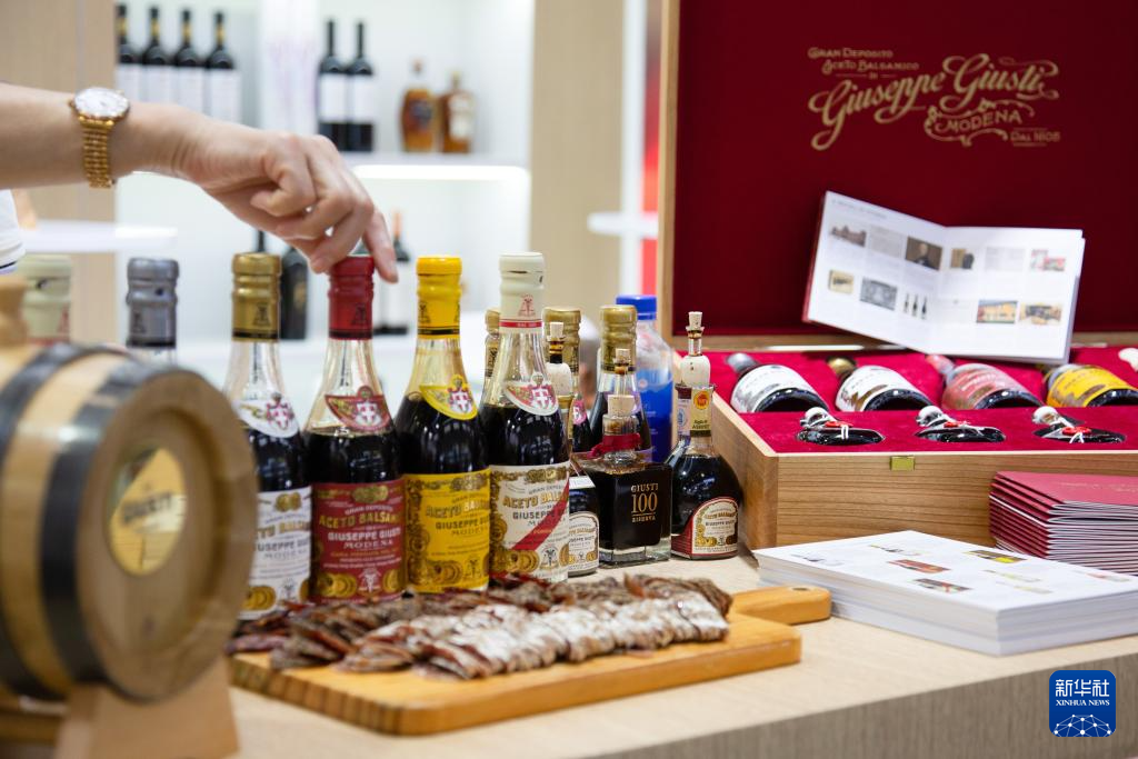 第八届进博会丨在农食产品展区寻觅“洋特产”