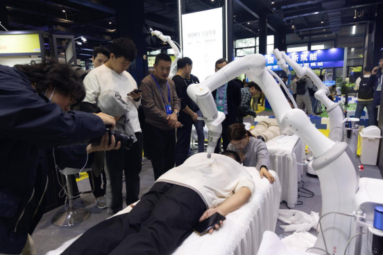 众多“黑科技”亮相，拉满超级体验！