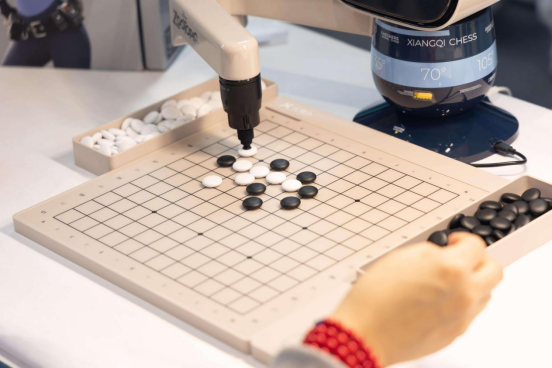 众多“黑科技”亮相，拉满超级体验！