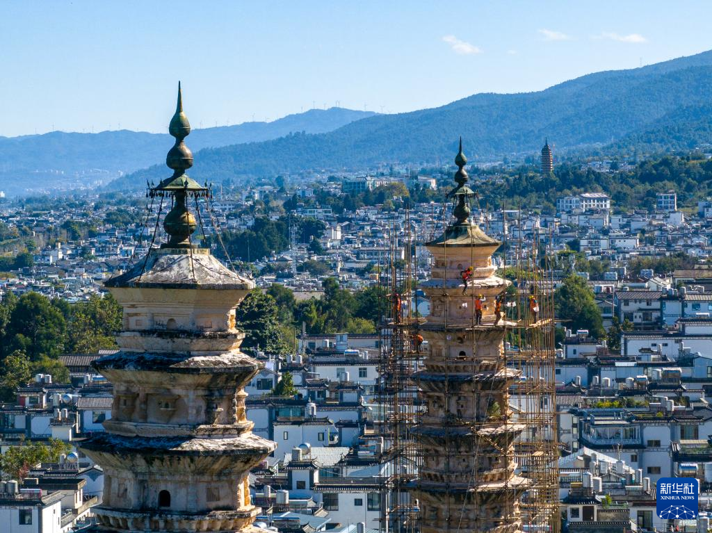 大理崇圣寺三塔安装避雷装置