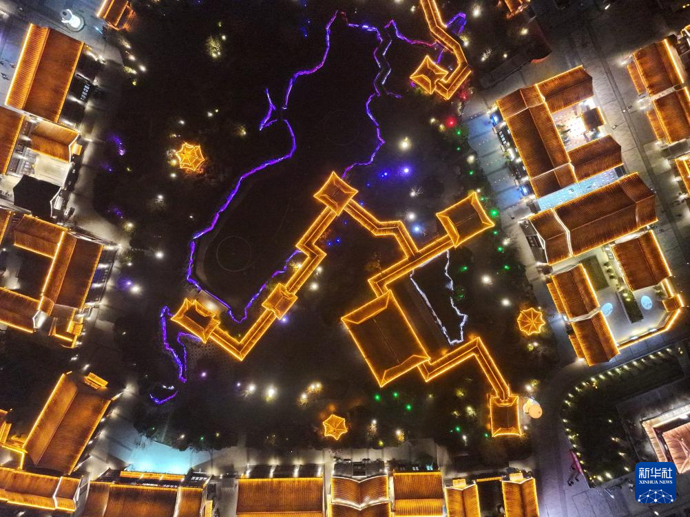 河北沧州：流光溢彩大运河畔