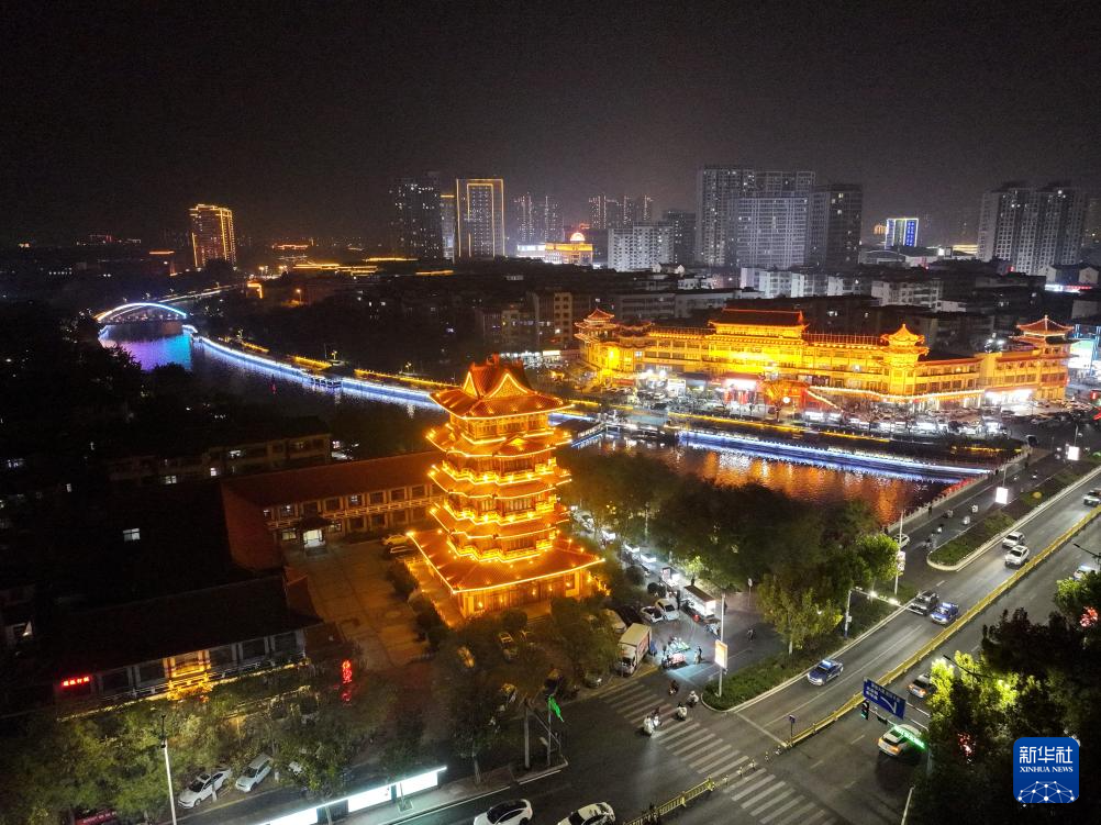 河北沧州：流光溢彩大运河畔