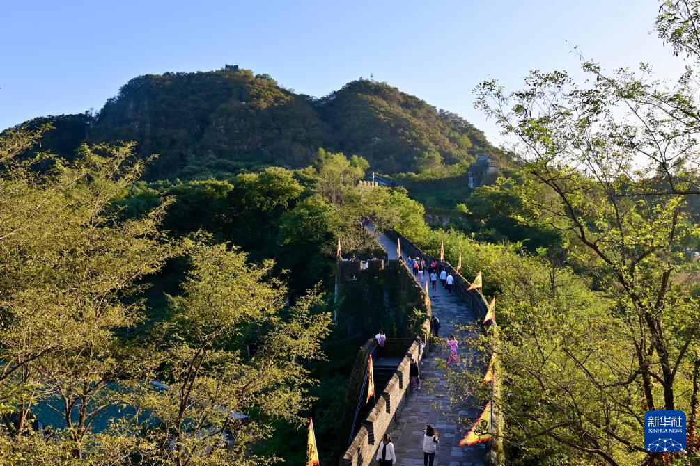 G331：“国门之路”促发展