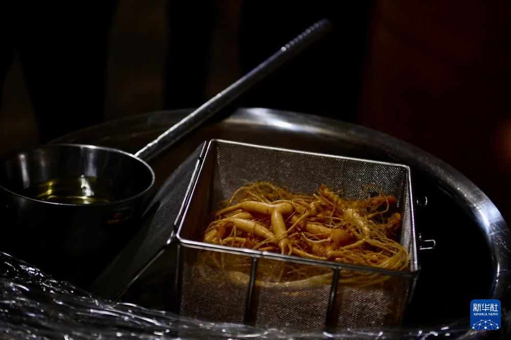 G331：“国门之路”促发展