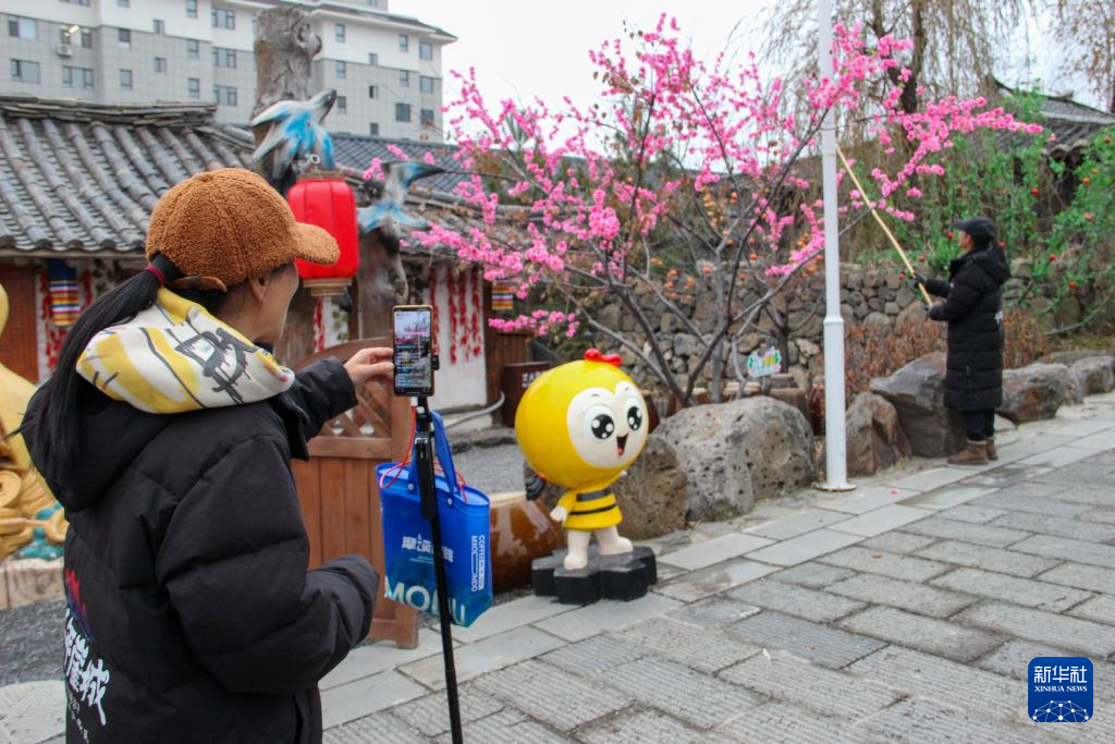 G331：“国门之路”促发展