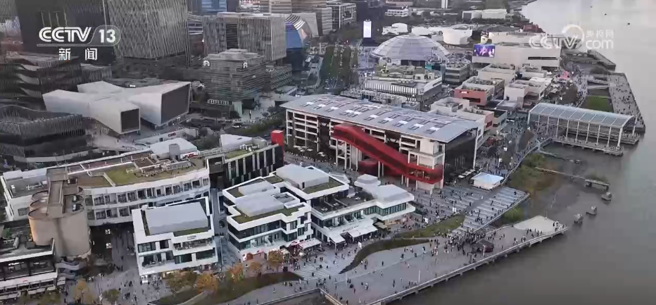 繁华商圈变身运动街区 “体育+”加速“破圈”激活消费新潜力