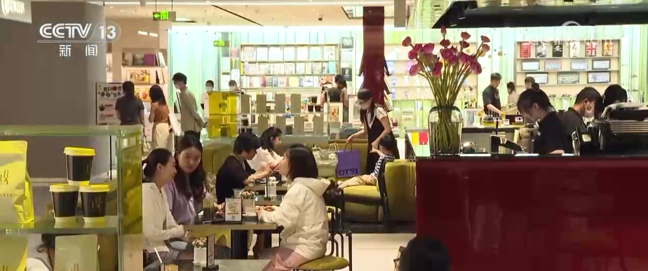 换新、升级、扩容,潜力释放!借助关键词多维度感知消费市场强劲活力