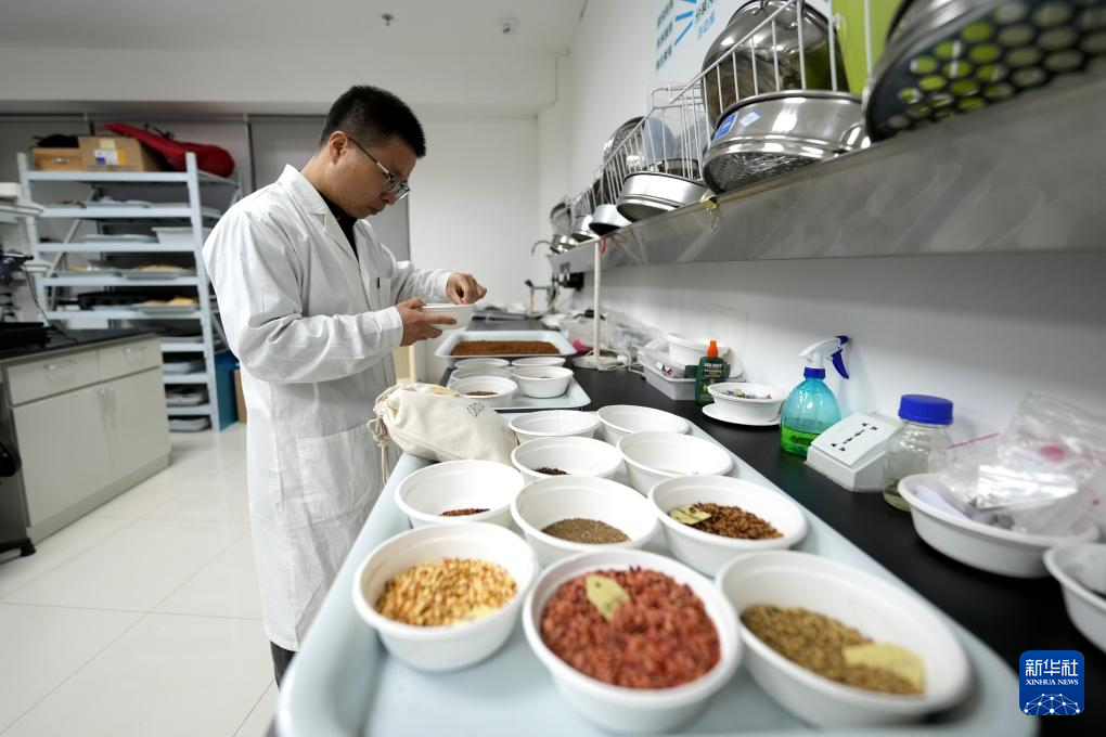 国家重要野生植物种质资源库辰山中心种子存量突破一亿粒