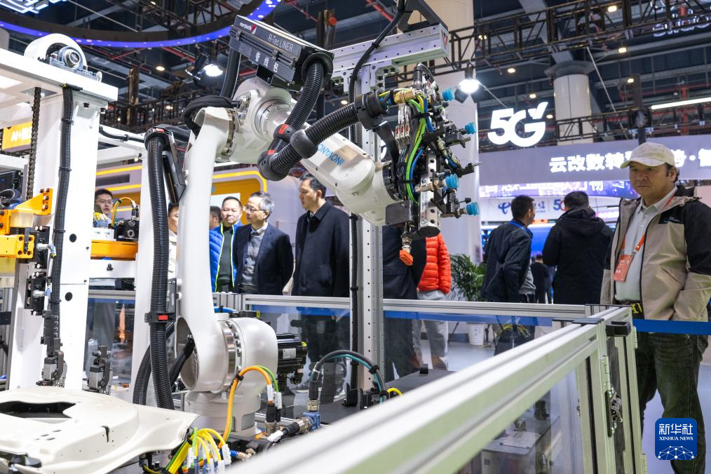 2025中国5G+工业互联网大会在武汉举办