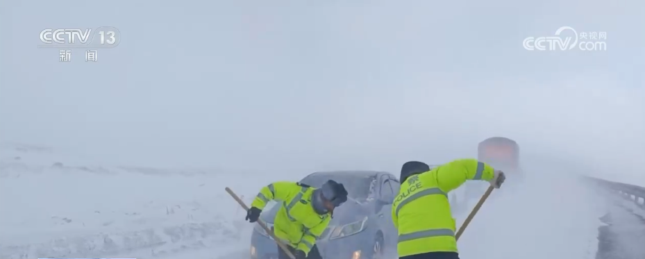 冷空气频繁影响我国各地 多方联动“攥指成拳”清冰除雪保畅通