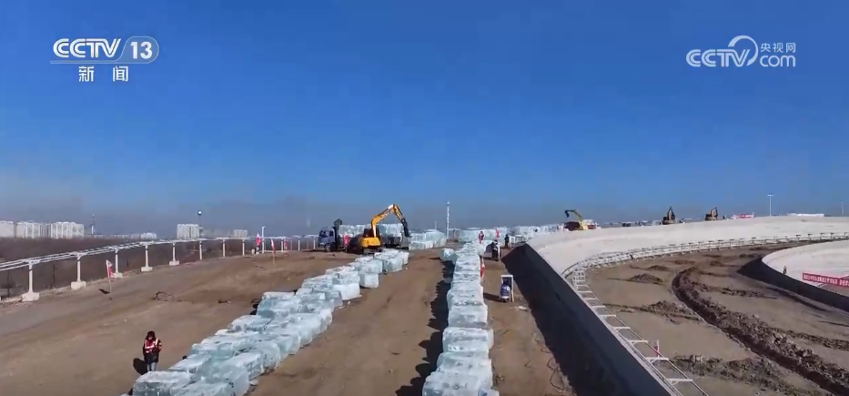 超级冰滑梯、林海围炉……解锁新体验！特色冰雪活动拉满冬日文旅期待值