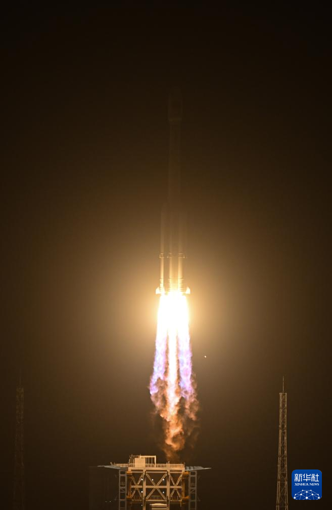 我国成功发射实践二十八号卫星