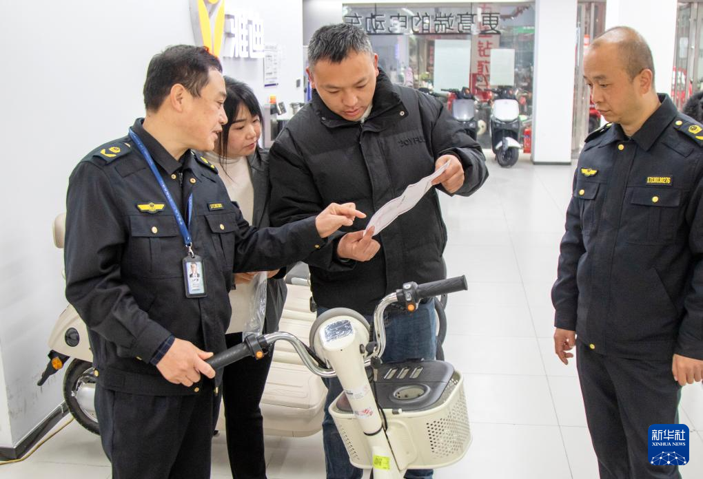 告别“旧国标” 电动自行车迎新规