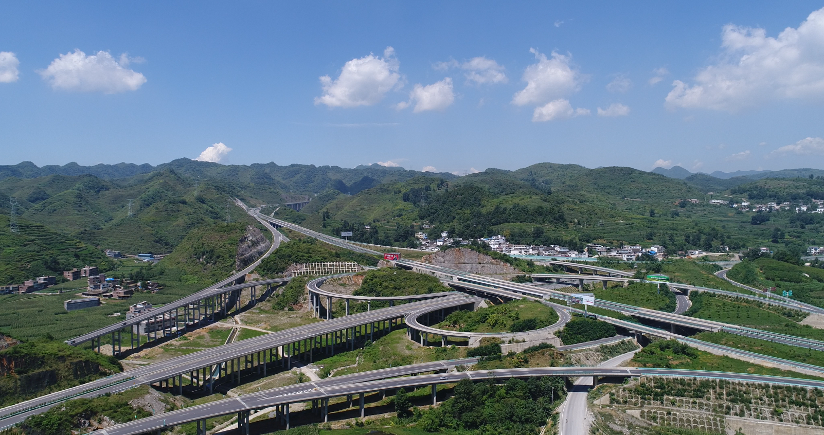 这里，凭什么是中国乡村发展的缩影？